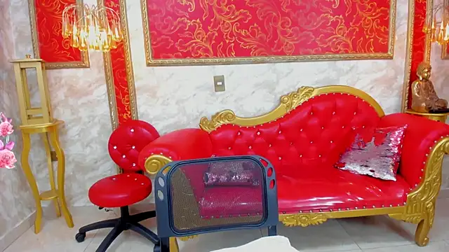 Snapshot of Myhottie_Milf chatting on December 2024 07:21:02 PM Myhottie Milf online show from December 2024 07:21:02 PM