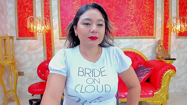 Snapshot of Myhottie_Milf chatting on February 2025 01:22:01 PM Myhottie Milf online show from February 2025 01:22:01 PM