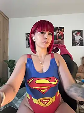 zafiro mo0n online show from February 2025 08:49:02 PM