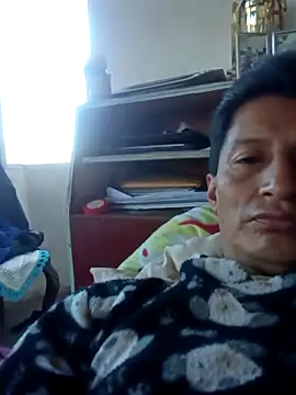 Snapshot of manuel1976 chatting on May 2026 12:00:02 PM manuel1976 online show from May 2026 12:00:02 PM