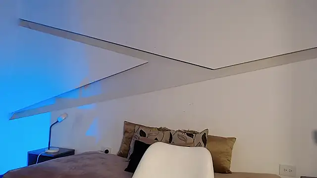 hot little bunny online show from October 2025 08:22:01 PM