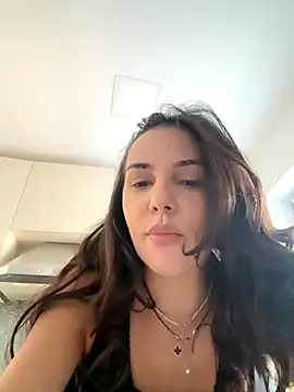 Snapshot of TaniaAmore chatting on October 2025 12:33:01 PM TaniaAmore online show from October 2025 12:33:01 PM