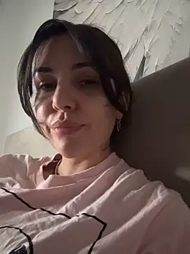 Snapshot of TaniaAmore chatting on October 2025 12:36:01 PM TaniaAmore online show from October 2025 12:36:01 PM