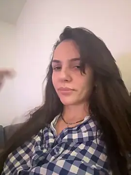 Snapshot of TaniaAmore chatting on December 2025 04:56:01 PM TaniaAmore online show from December 2025 04:56:01 PM