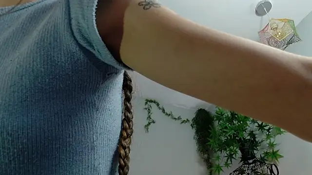 VickyJackson  online show from March 2025 02:34:02 PM