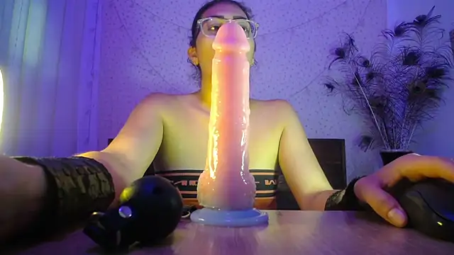 DaMikaela  online show from January 2025 05:04:02 PM