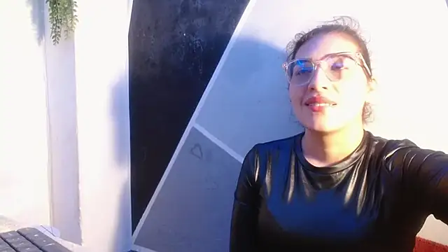 DaMikaela  online show from March 2026 02:00:01 PM