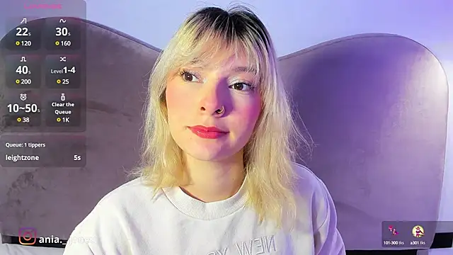 Ania jones online show from December 2024 08:03:02 PM