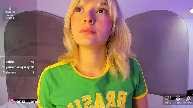 Ania jones online show from December 2024 11:24:02 PM