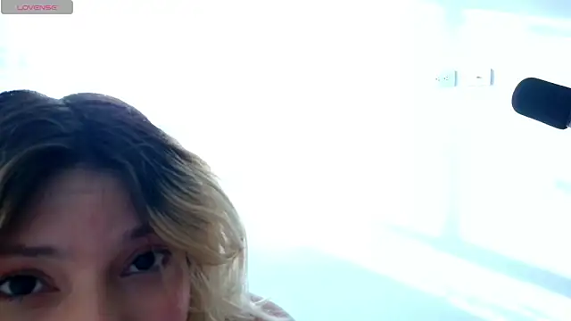 Ania jones online show from October 2025 09:39:01 PM