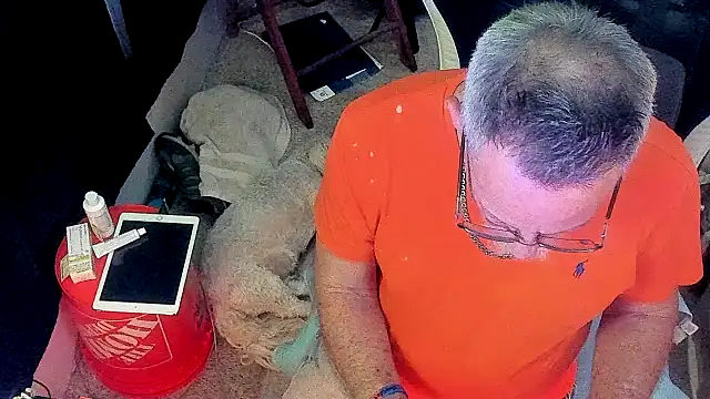 Snapshot of Daddysthick chatting on November 2025 01:04:02 AM Daddysthick online show from November 2025 01:04:02 AM