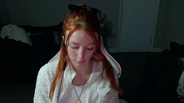 Red firesquirt online show from January 2025 03:57:02 PM