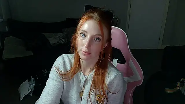 Red firesquirt online show from January 2025 04:01:02 PM