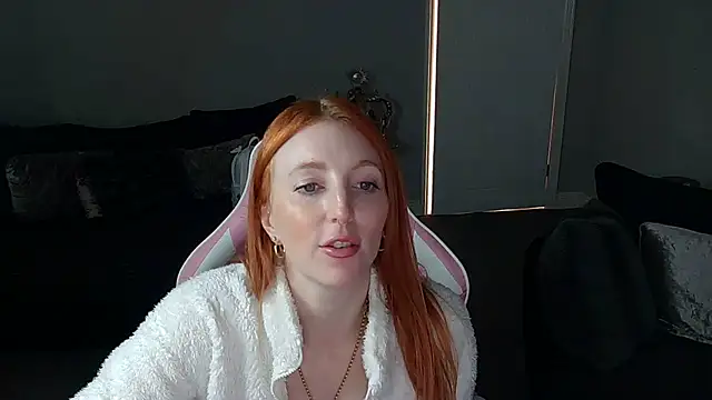 Red firesquirt online show from February 2025 02:38:02 PM