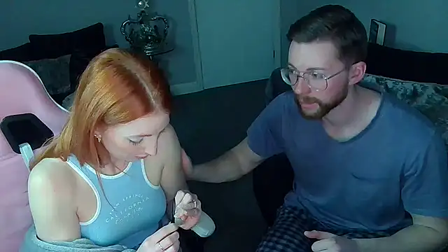 Red firesquirt online show from March 2025 09:37:02 PM