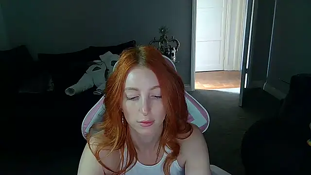 Red firesquirt online show from March 2025 02:42:02 PM