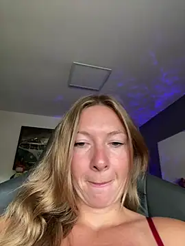 Snapshot of BunnyDiamond1 chatting on July 2026 10:00:02 AM BunnyDiamond1 online show from July 2026 10:00:02 AM