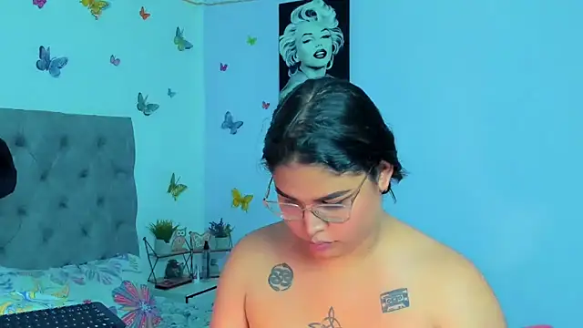 mabellfox online show from December 2024 09:42:02 PM