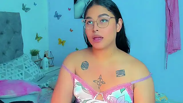 mabellfox online show from January 2025 05:56:01 PM