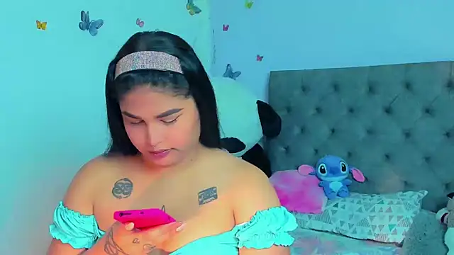 mabellfox online show from March 2025 05:22:01 PM