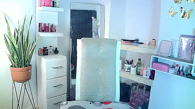 Snapshot of carmen14 chatting on March 2025 01:22:01 AM carmen14 online show from March 2025 01:22:01 AM