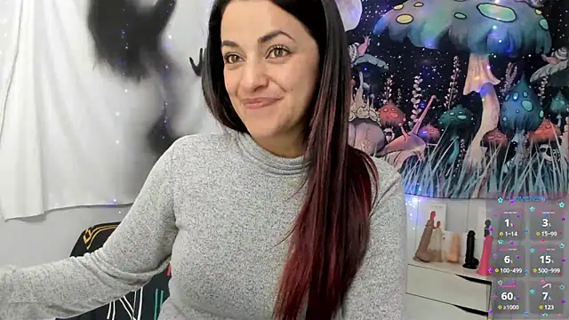 LovelyAzucena online show from February 2025 09:09:01 PM