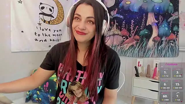 LovelyAzucena online show from March 2025 02:51:02 PM