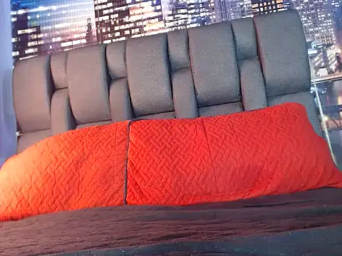 Lucy mature8 online show from December 2024 01:45:01 PM