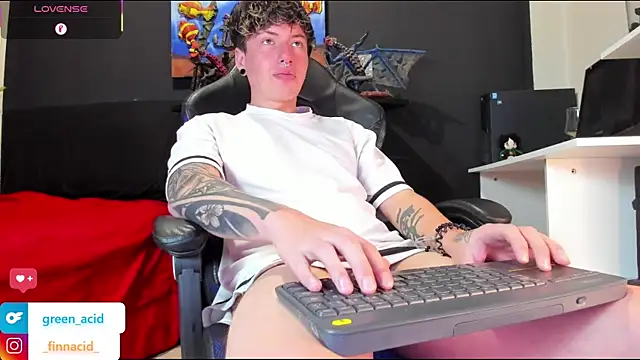 Green acid01 online show from September 2025 07:05:01 PM