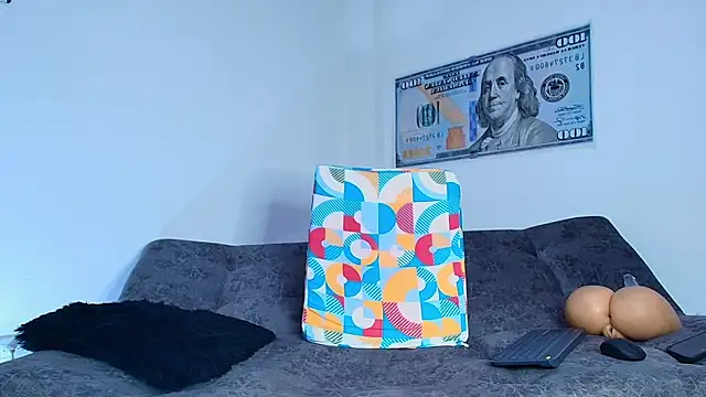 Snapshot of BrayaanFit chatting on March 2025 01:48:01 AM BrayaanFit online show from March 2025 01:48:01 AM