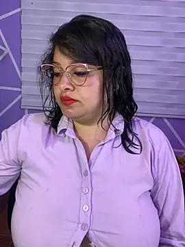 MiiaaJoness online show from July 2026 03:59:02 PM