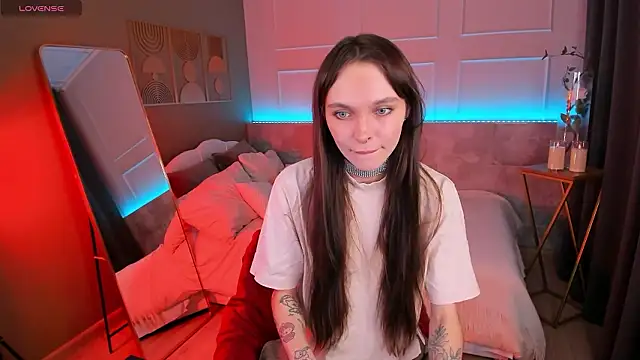 Snapshot of ChloeSunny chatting on March 2026 08:47:01 PM ChloeSunny online show from March 2026 08:47:01 PM