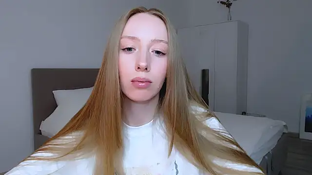 Luna insniity online show from December 2024 03:13:02 AM