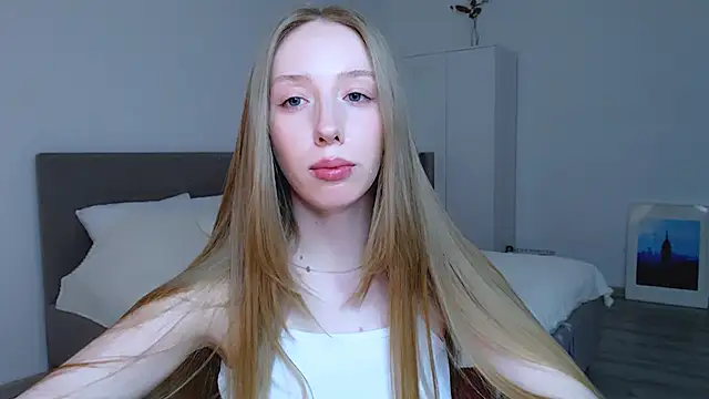 Luna insniity online show from January 2025 12:05:01 AM