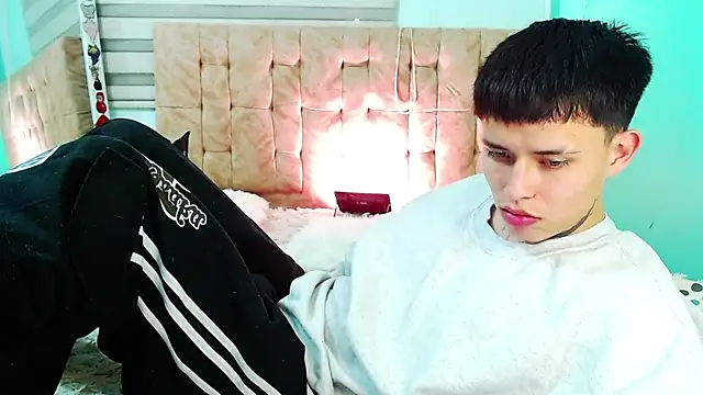  justinmoon2 online show from May 2026 10:33:02 PM