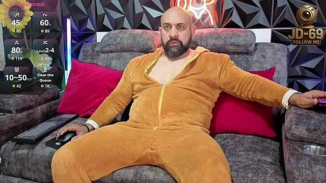 JD-69 online show from September 2025 08:11:02 PM