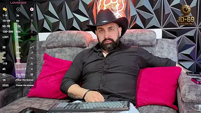 JD-69 online show from October 2025 07:03:01 PM