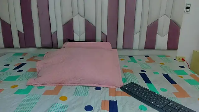 lucyy gray online show from February 2025 03:10:02 AM