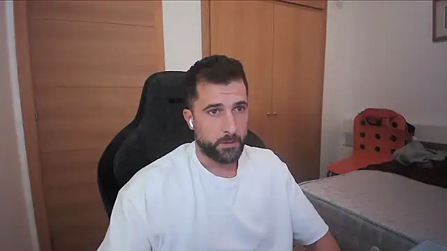 alex877x online show from October 2025 07:39:01 AM