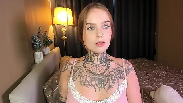 Snapshot of ATOMIC-KETCHUP chatting on January 2025 07:00:02 AM ATOMIC-KETCHUP online show from January 2025 07:00:02 AM