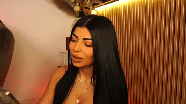 KimyBroox online show from November 2025 10:33:02 PM