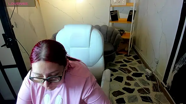 NiickyJones online show from September 2025 09:14:02 PM