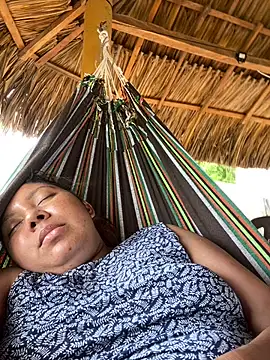 Dellyyymusic online show from April 2026 07:11:01 PM