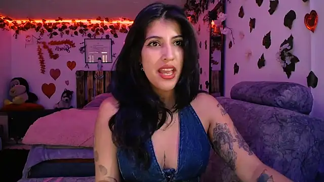 azahar  ziiz online show from February 2025 08:03:02 PM