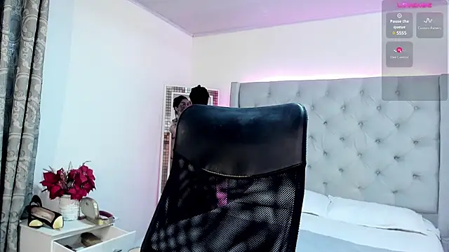 andykiuty online show from December 2024 05:34:01 PM