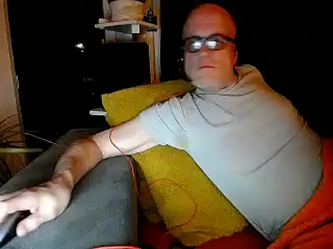 Snapshot of HornyRalfi55 chatting on December 2024 11:13:02 PM HornyRalfi55 online show from December 2024 11:13:02 PM