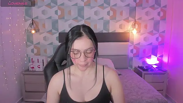 Snapshot of megancero chatting on February 2025 12:33:02 PM megancero online show from February 2025 12:33:02 PM