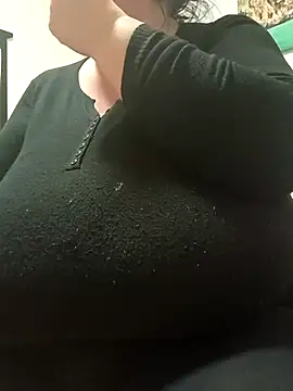 Nataliesbestjuggs online show from February 2025 10:31:01 PM