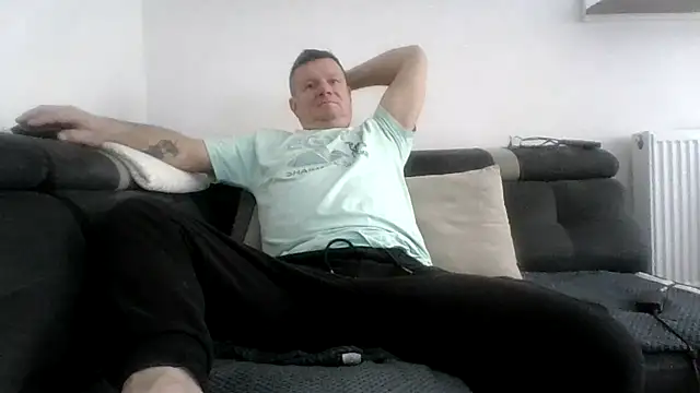 jaaako970 online show from April 2026 07:03:02 AM