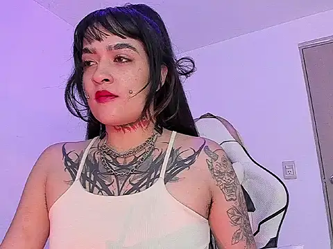 sarah benjjaminn online show from April 2026 11:12:01 AM